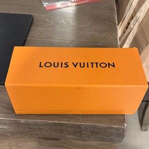 Louis Vuitton Vibrant Orange Gift Box mmao